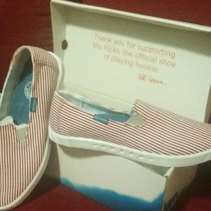 Blu Kicks